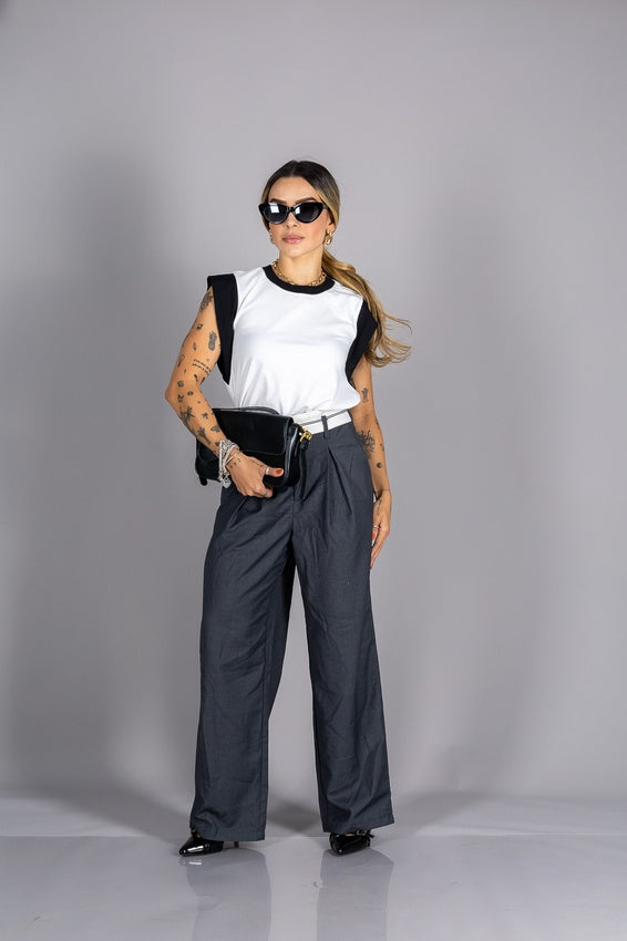 Muscle Tee Bicolor Off Com Preto